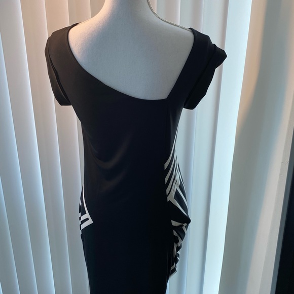 BcbgMaxAzria Scoop Neck Dress - Picture 6 of 8